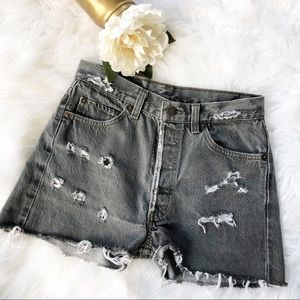🎀HP🎀 VTG Levi’s 501 Denim Black Shorts Sz 29